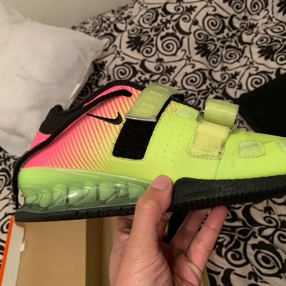 amazon nike romaleos